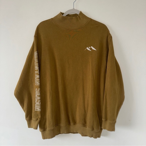 Aerie Mountain Season Golden Brown Sweatshirt Women's Medium
Mock Neck Pockets - Picture 3 of 7